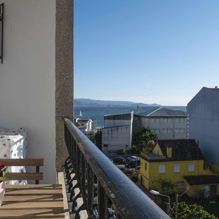 Ferienwohnung Apartamento Rodeira Vistas A La Ria Cangas Exterior foto