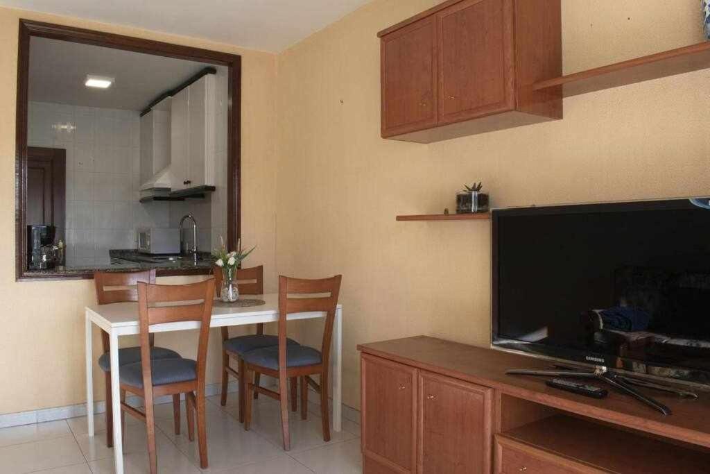 Ferienwohnung Apartamento Rodeira Vistas A La Ria Cangas Exterior foto